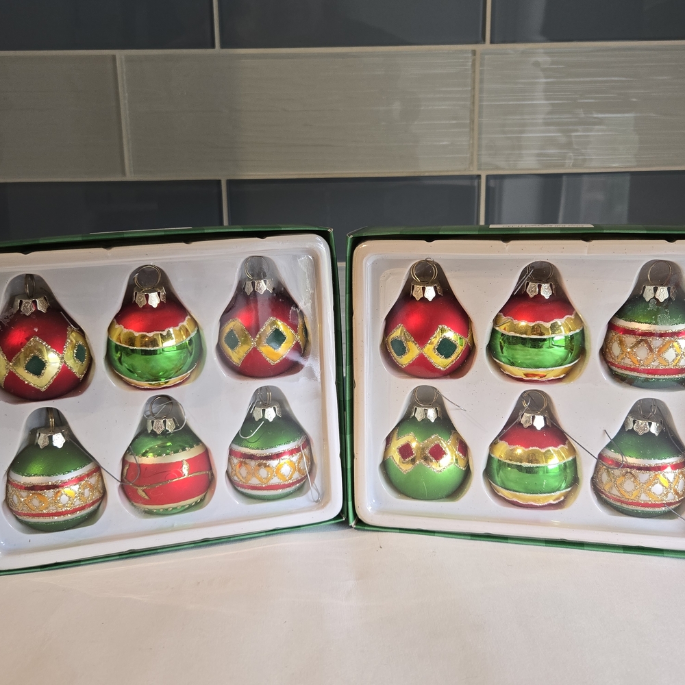 Deptartment 56 Colorful Holiday Ornament Set